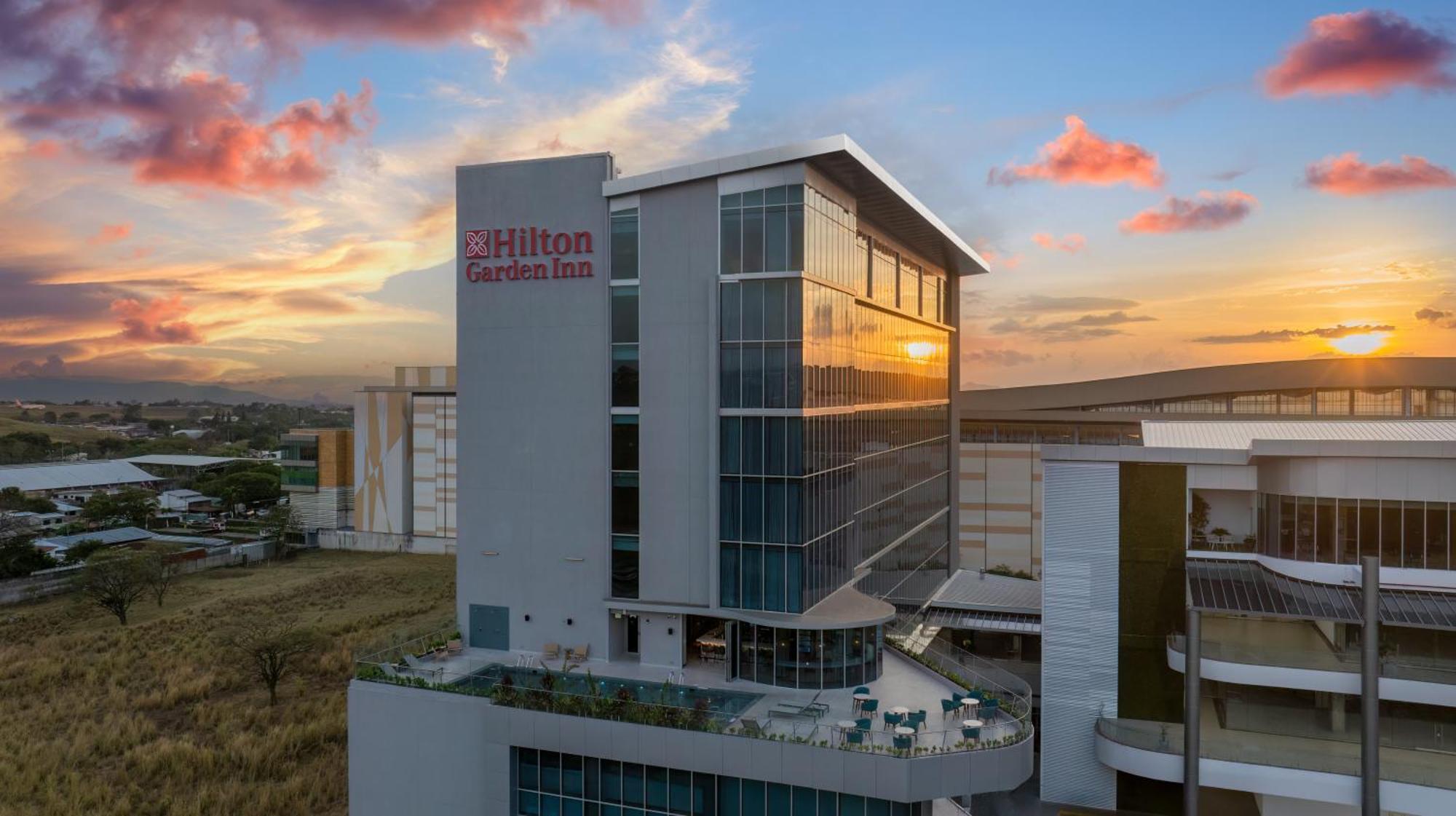 Hilton Garden Inn San Jose Airport City Mall Alajuela Exterior photo
